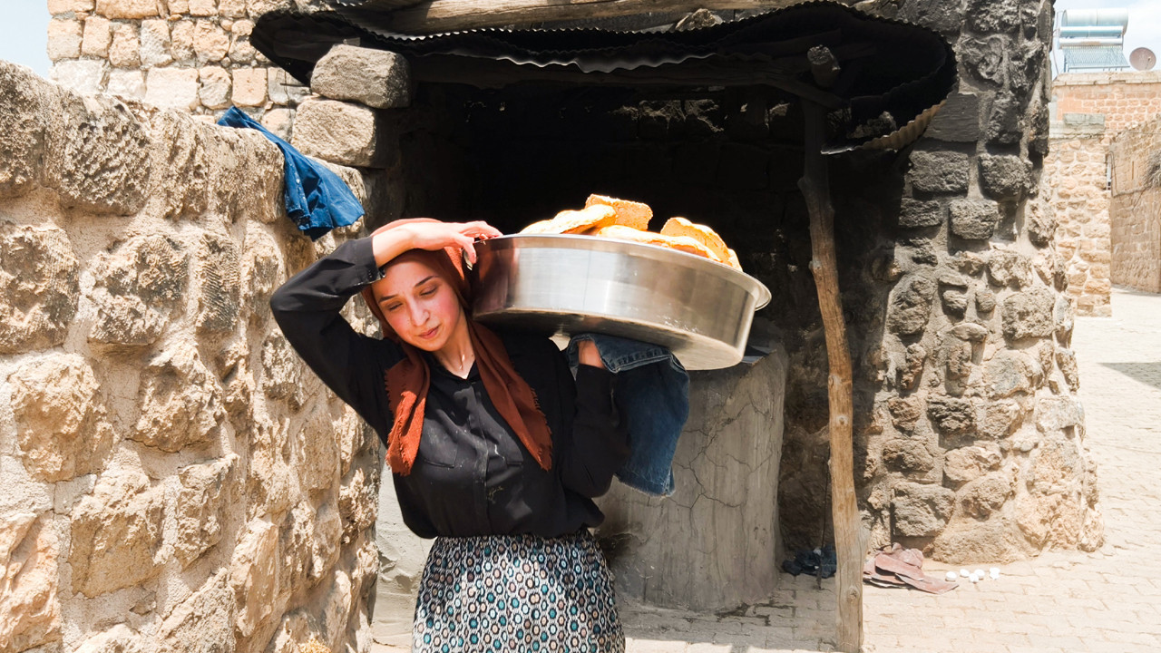 cekimlerinde sadece reno14 pronun kullanildigi turkiyenin tatlari belgeseli yayina giriyor 5UWrUTLp