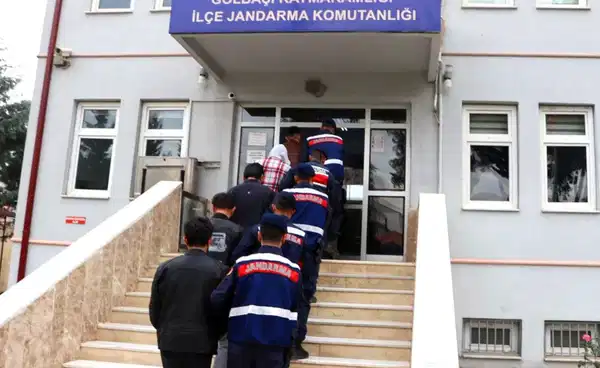 iki ilde uyusturucu operasyonu cok sayida gozalti var qPXujL1Q.jpg