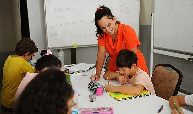 vecdi altay cocuk kulubunde kis kurslari basliyor naFKZ4LR