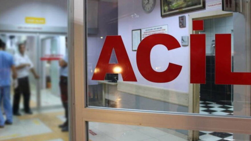 İzmir’de Otomobil Kazası: 2’si Çocuk 8 Kişi Yaralandı