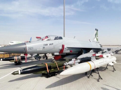 Pakistan, Suudi Arabistan’a Binlerce Asker ve Savaş Uçağı Gönderdi
