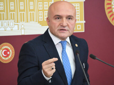 Usta: “Doğurganlık Oranındaki Düşüş Türkiye’nin Geleceği İçin Tehdit”
