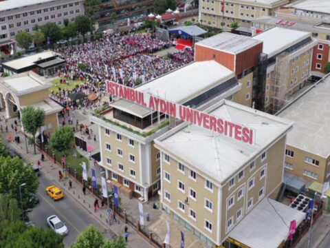 Istanbul aydin universitesi 100e yakin akademisyeni isten cikardi gerekce gosterilmedi bdfuPUp9