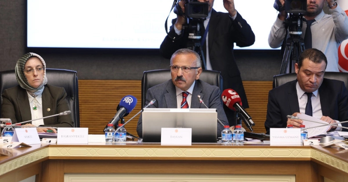 Tum okullar riske karsi yeniden inceleniyor nlUE19c6